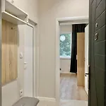 Stylish For 4 Guests *