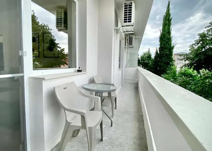 Stylish For 4 Guests Апартаменты